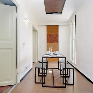 https://charmsuite-michelangelo.it-romehotels.com